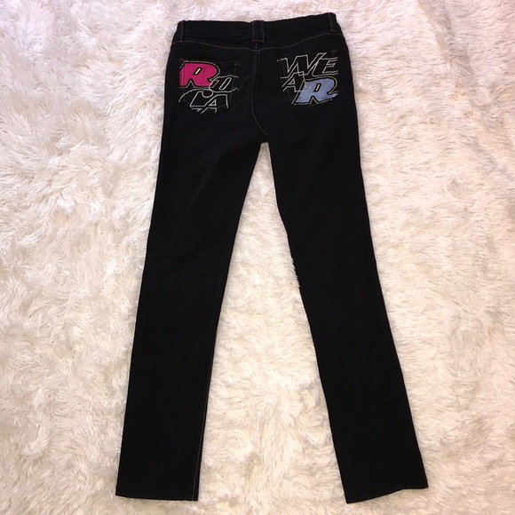 Rocawear jean bottoms for a kid girl - Picture 2 of 2